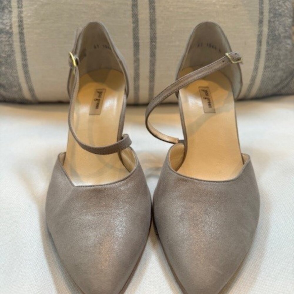 NWOT: Paul Green Metallic Pointed Valetta Heels